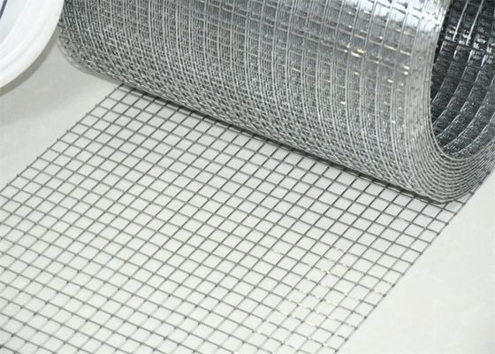 0.5m-2.5m প্রস্থ 15M রোল দৈর্ঘ্যের সঙ্গে Galvanized ঝালাই জাল