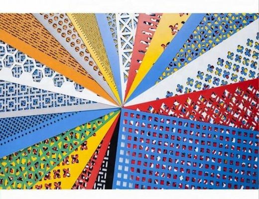 স্লটেড হোল পাঞ্চড মেটাল স্ক্রীন অ্যালুমিনিয়াম ছিদ্রযুক্ত প্যানেল একাধিক রঙ