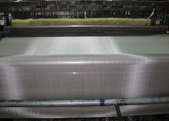 ক্ষয় প্রতিরোধী Woven Mesh Screen Galvanized Surface Twisted