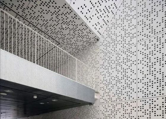 বাহ্যিক প্রাচীর সজ্জার জন্য রঙিন পিভিসি আবরণ ছিদ্রযুক্ত অ্যালুমিনিয়াম শীট